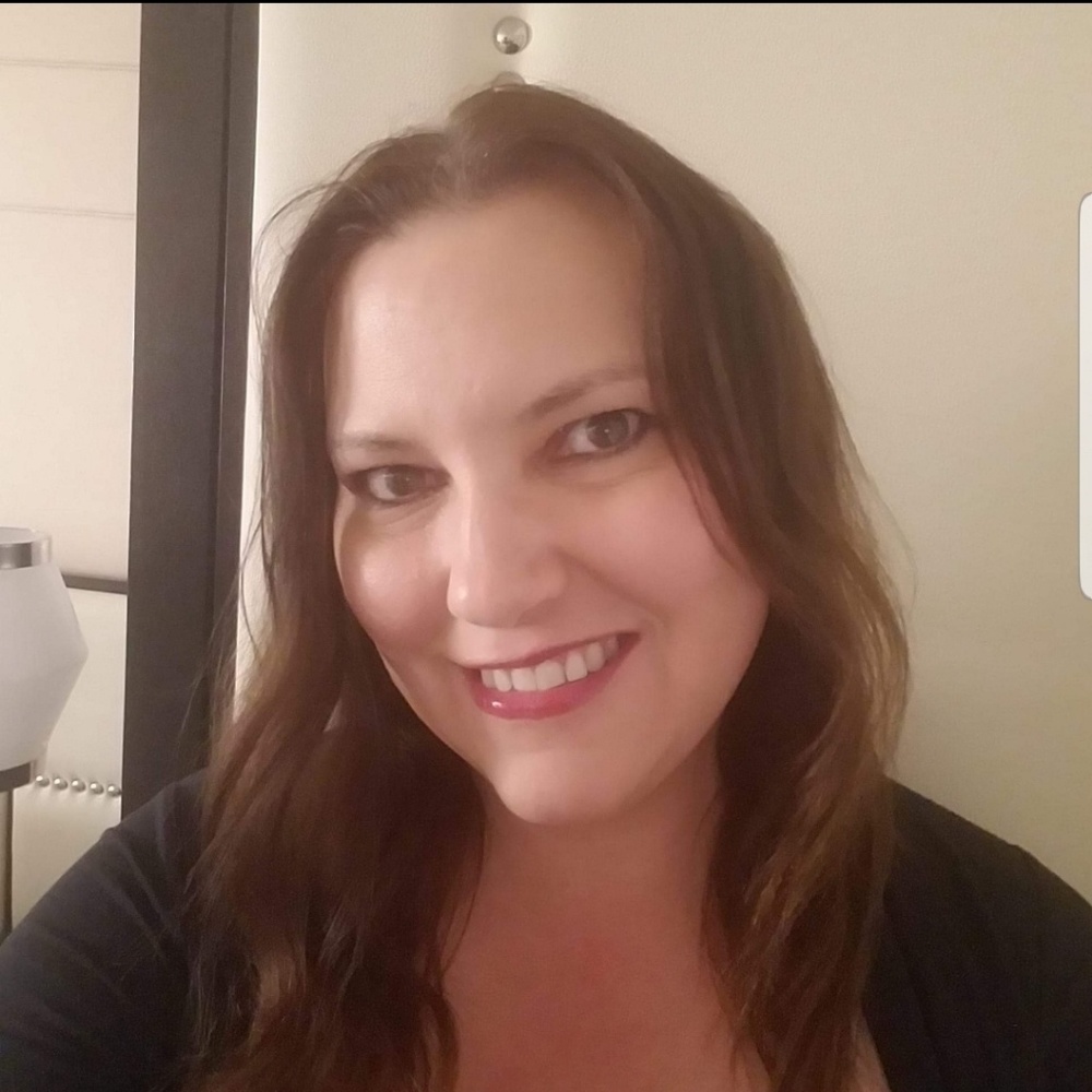 Meet your Posher, Dana